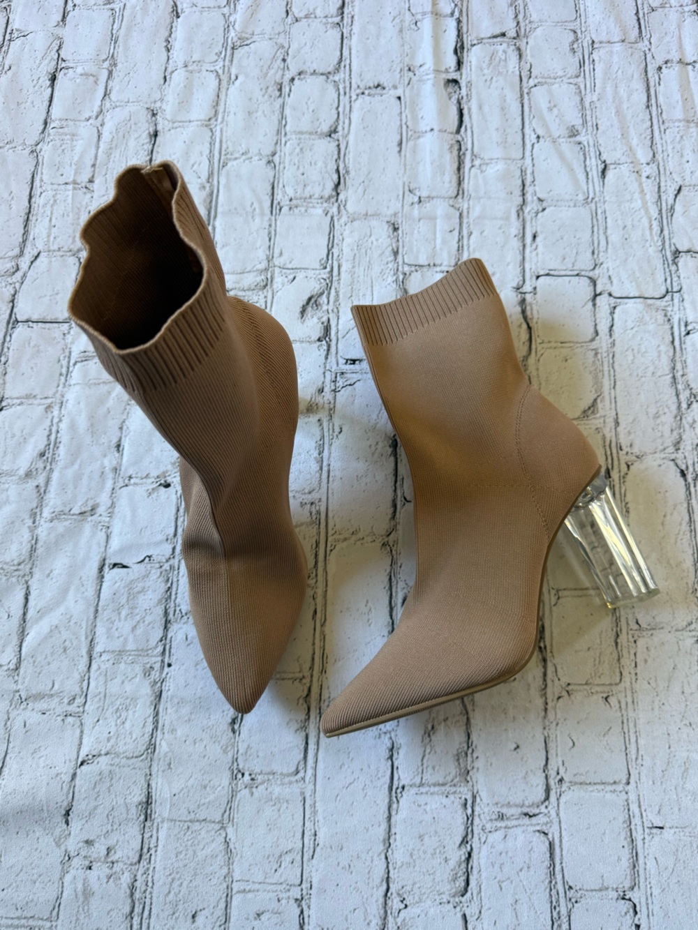 Tan heel boot